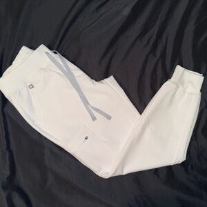 Figs optic white xs petite Zamora joggers NWOT